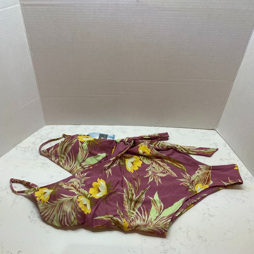 NWT Everyday Sunday Sunset Mist One Piece Swimsuit